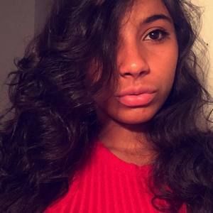 Meet your Posher, Dayanara